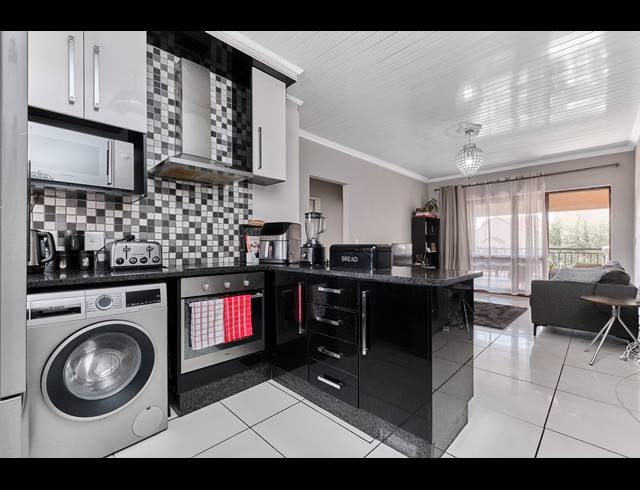2 BEDROOM APARTMENT TO LET IN PAULSHOF